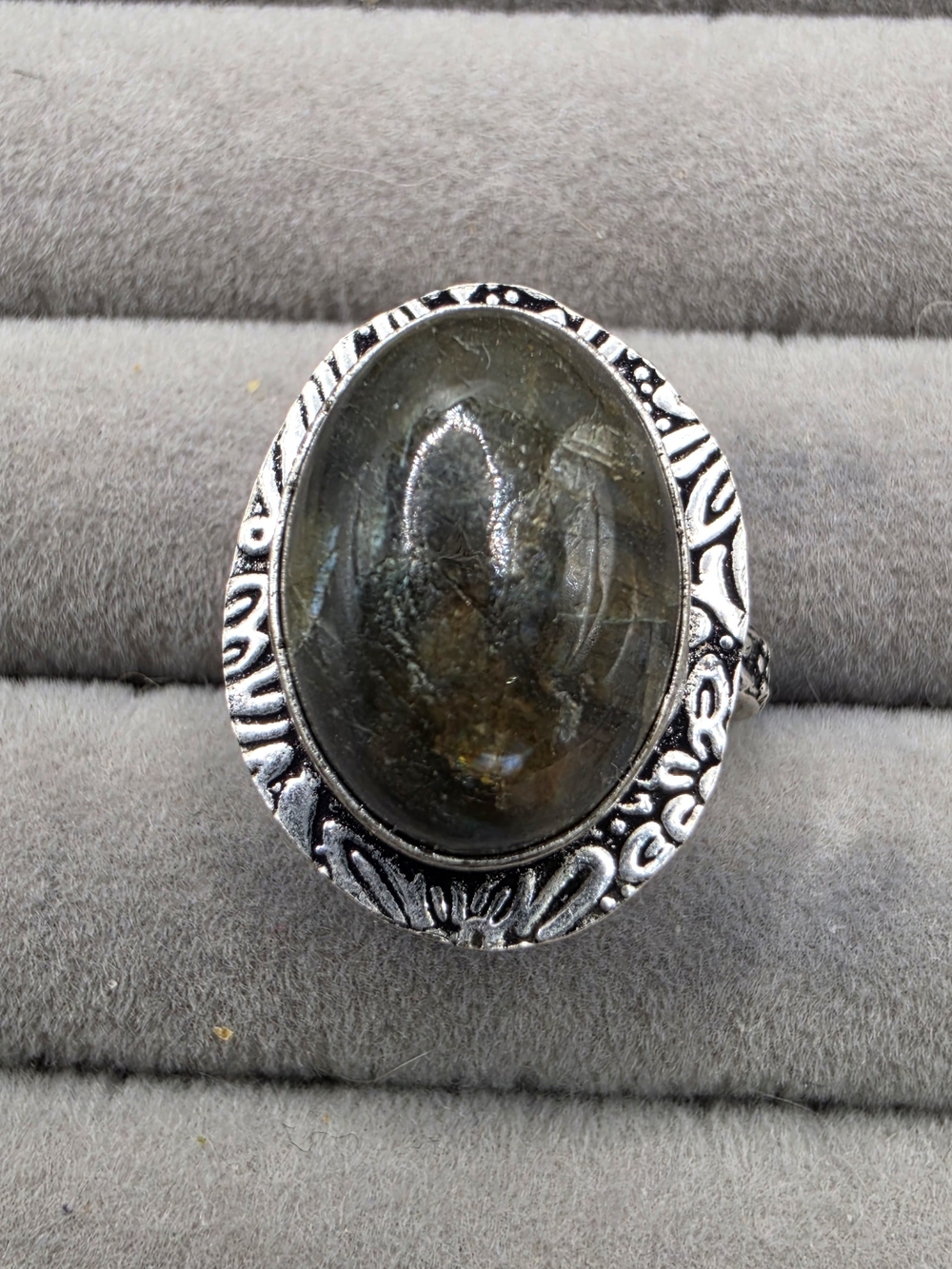 Silver Plated Woman's Statement Ring with Labadorite Dark Green Stone